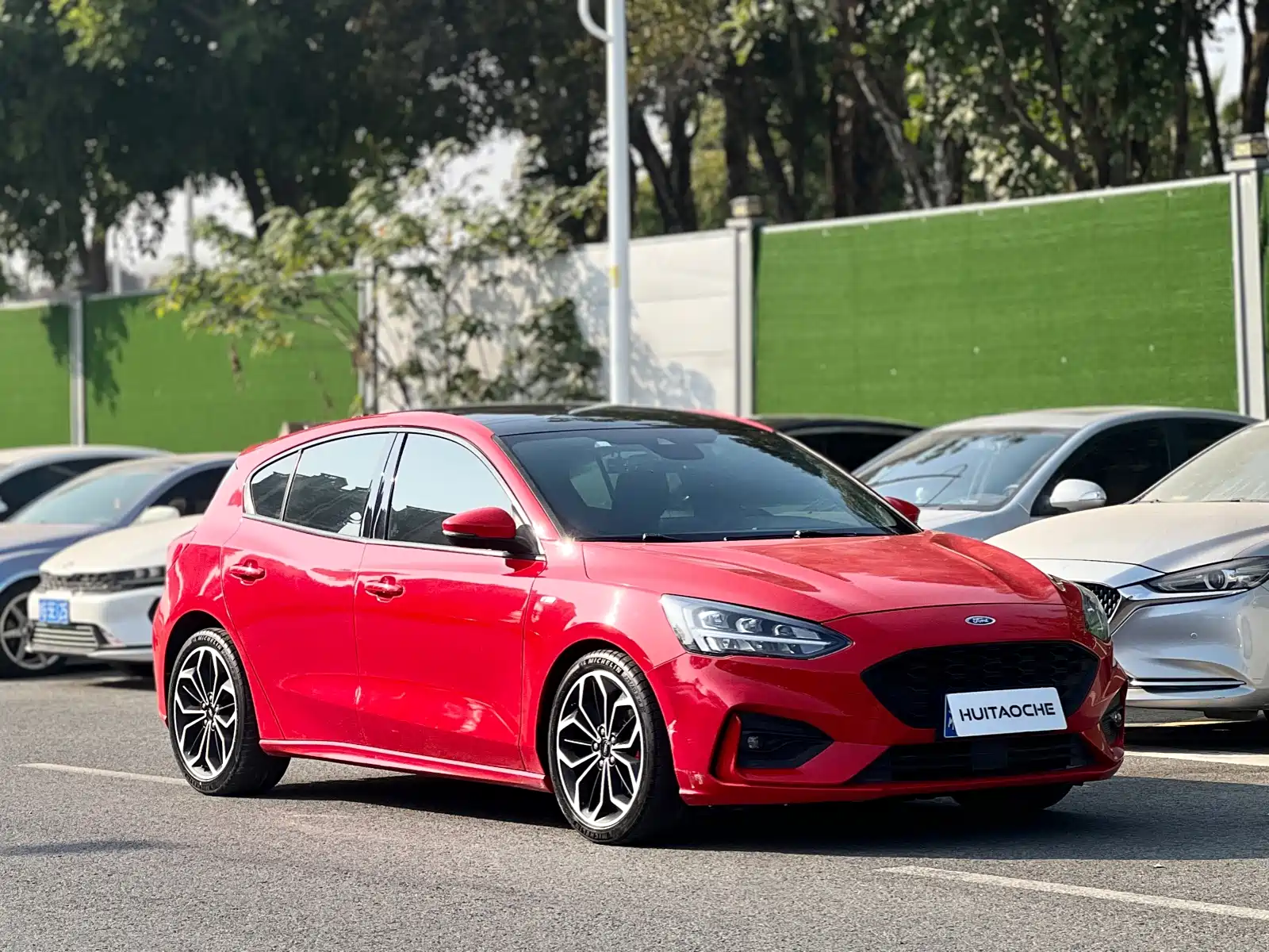 Фото 3 - Ford Focus