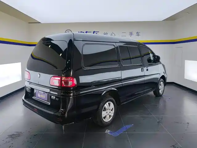 Dongfeng Fengxing Lingzhi 2023 M5L 1.6L Basic 7-seater — фото 3