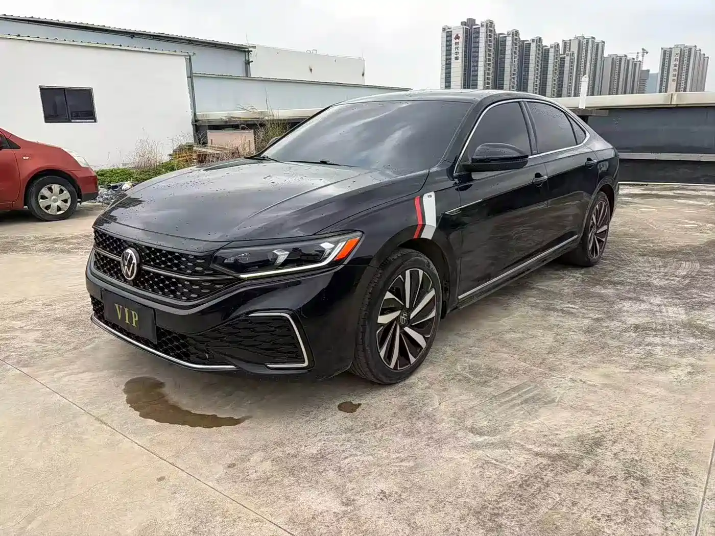 Volkswagen Passat 2023 330TSI Starlight Luxury Edition