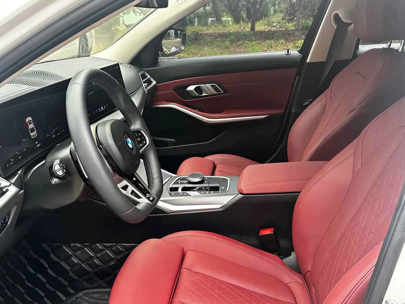 BMW 3 Series 2025 325i M Sport Package фото 5