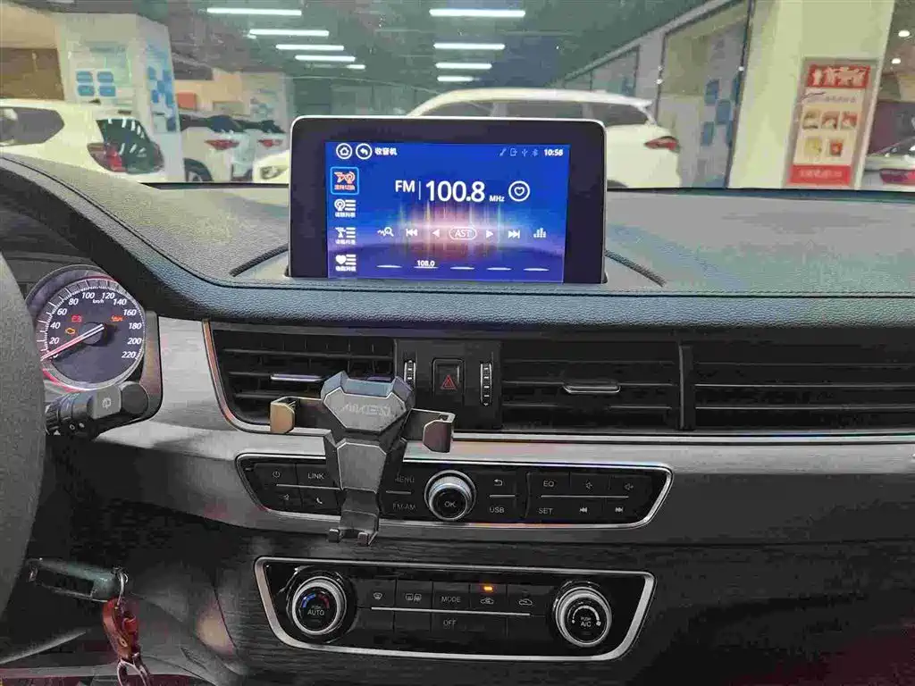 Dongfeng Fengxing Jingyi X5 2017 2017 1.6L Manual Luxury Model