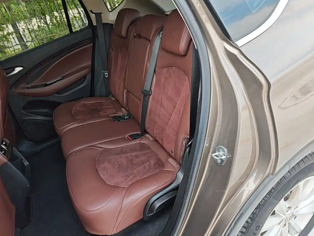 Фото 17 - Buick Envision Plus