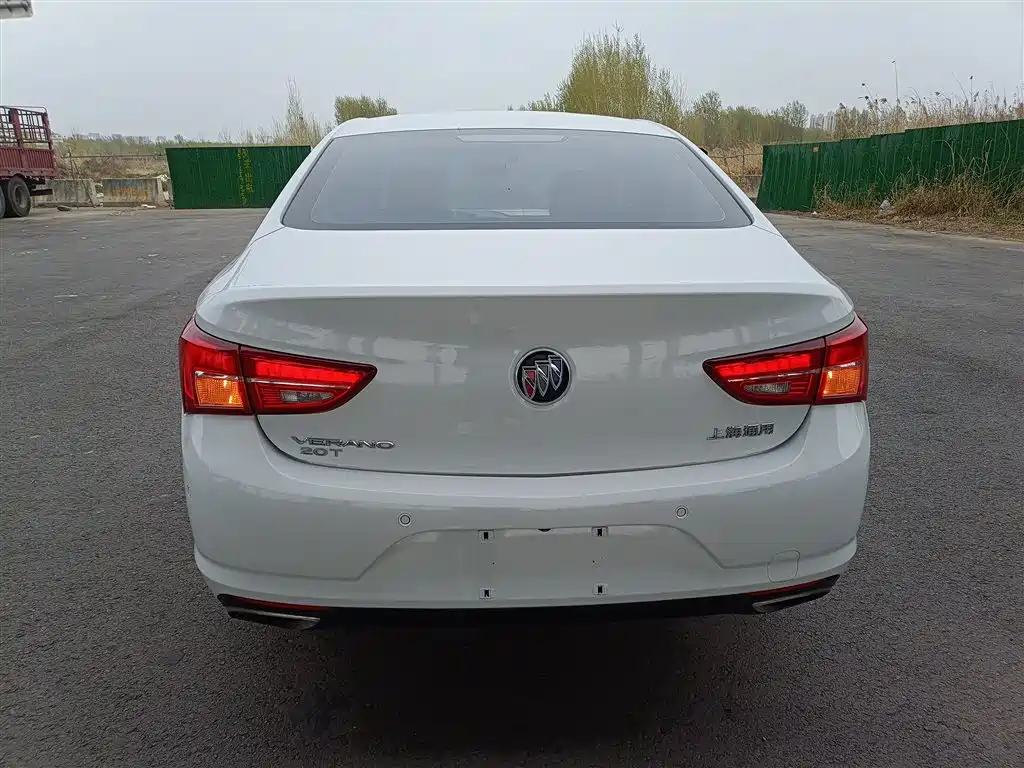 Buick Verano 2015 Sedan 20T Dual-clutch Elite фото 6