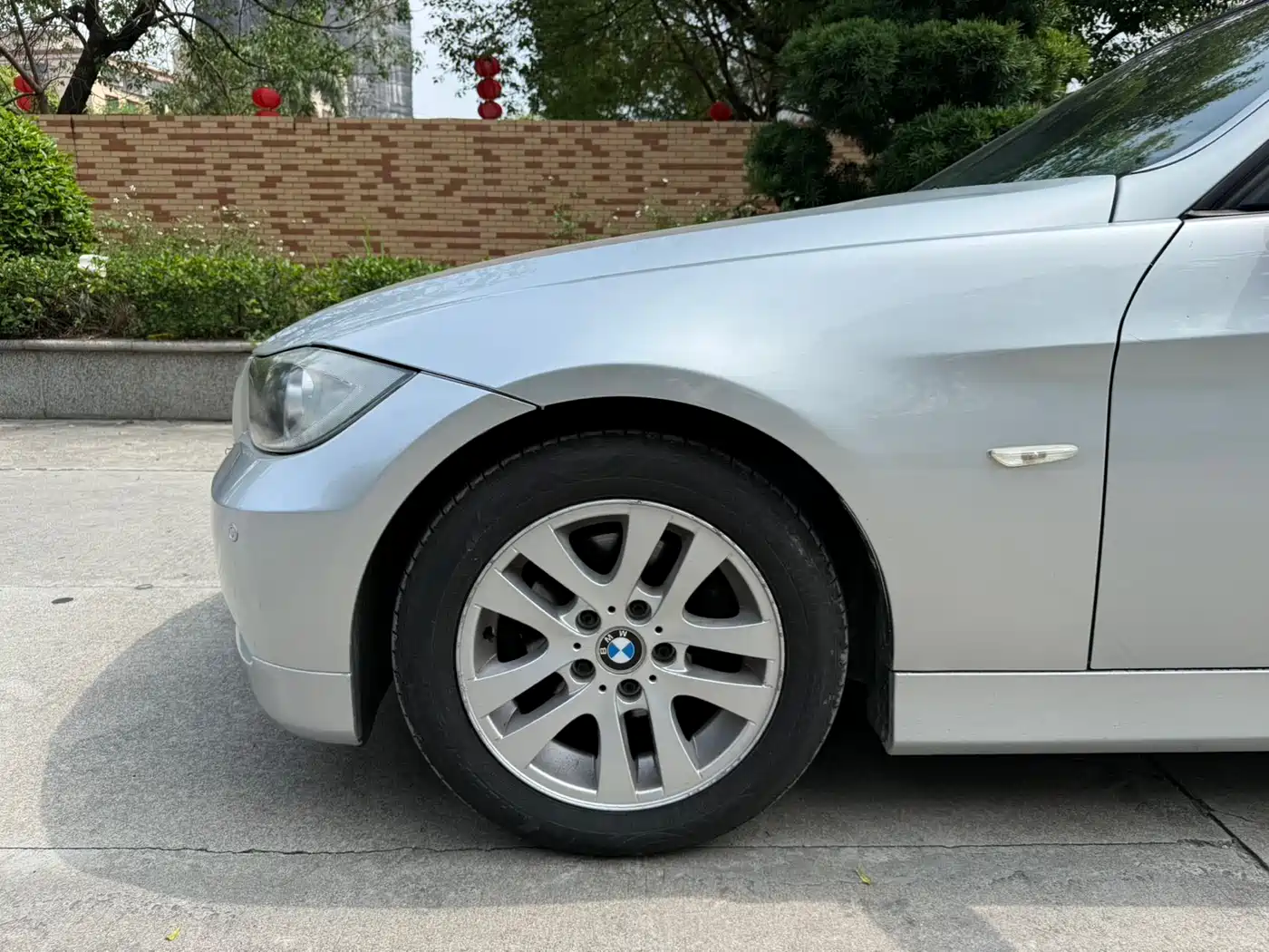 BMW 3 Series (Import) 2005 Model E90 320i фото 8