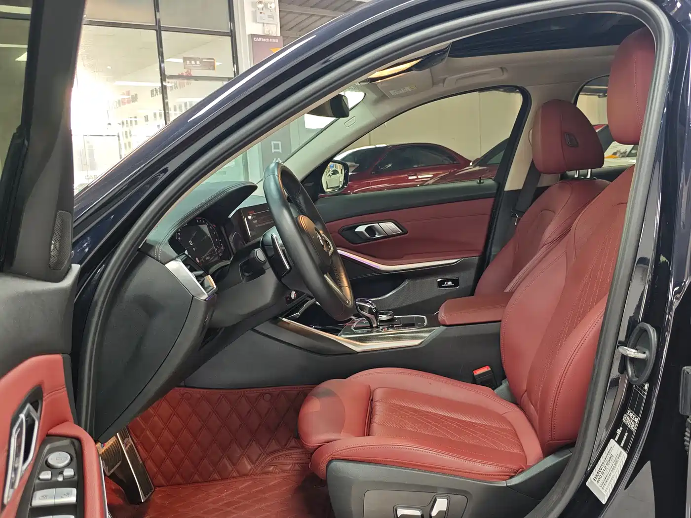 BMW 3 Series 2022 Facelift 325Li M Sport Shadow Edition фото 19