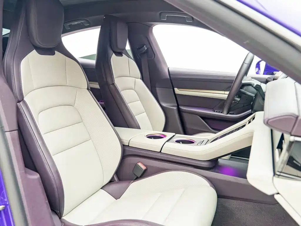 Porsche Taycan 2025 2025 Taycan