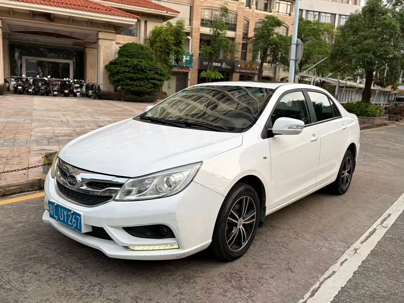 BYD Surui 2015 2015 1.5L Manual Luxury