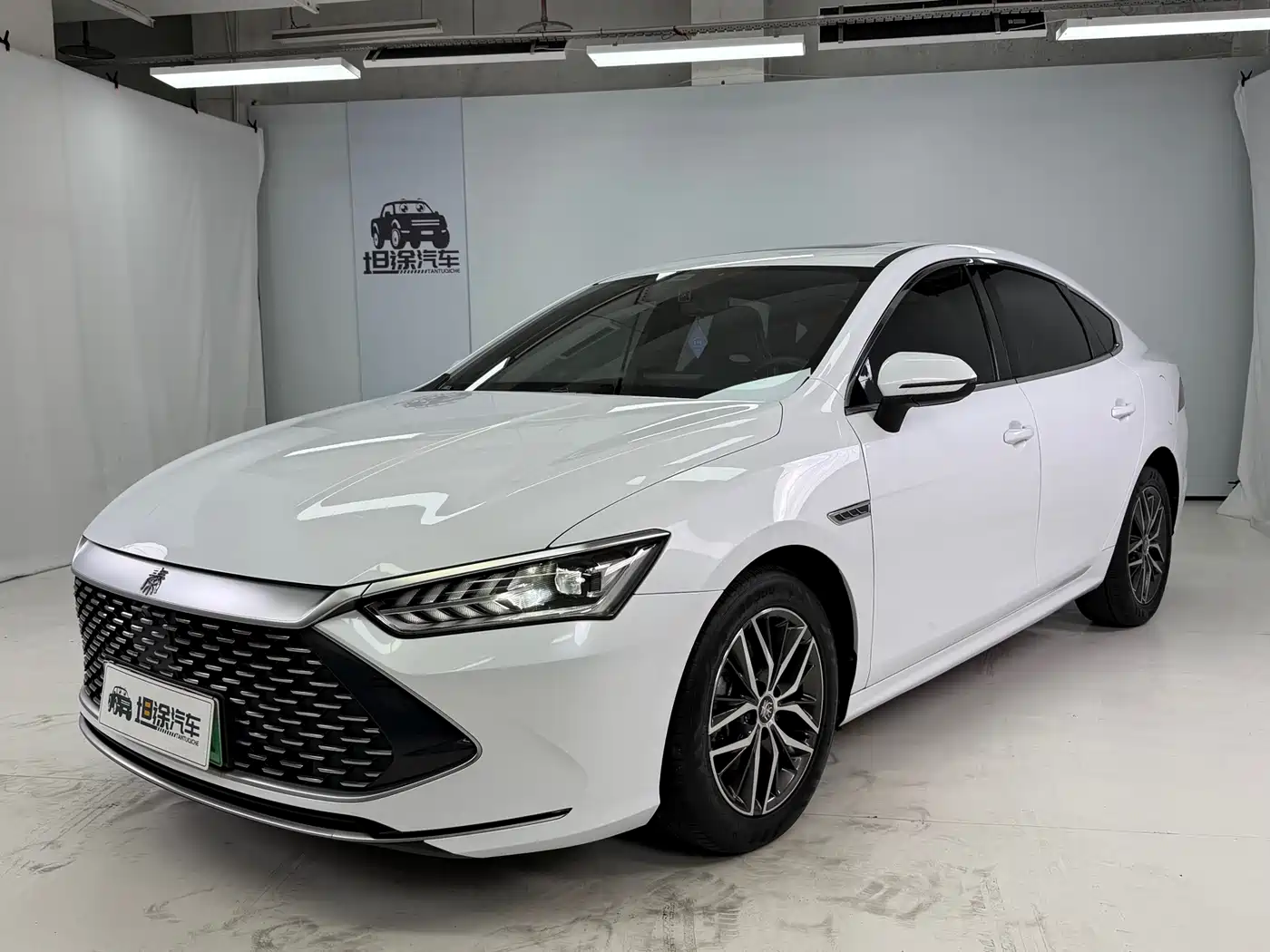 BYD Qin PLUS 2021 DM-i 55KM Flagship