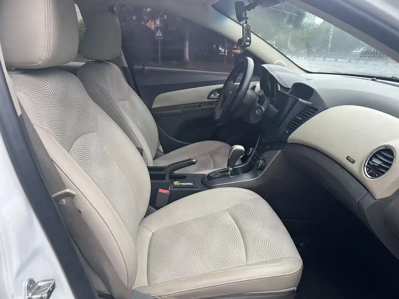 Chevrolet Cruze 2015 1.5L Classic SE AT фото 9