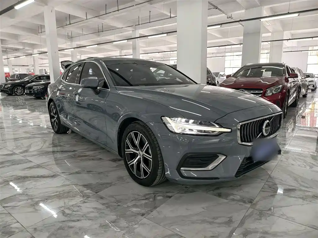 VOLVO S60