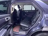 Фото 12 - Ford Explorer