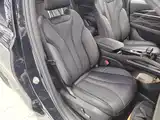 Фото 25 - Geely Monjaro