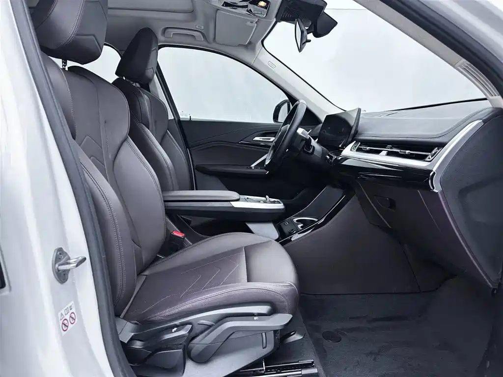BMW X1 2023 sDrive20Li X Design Package фото 14