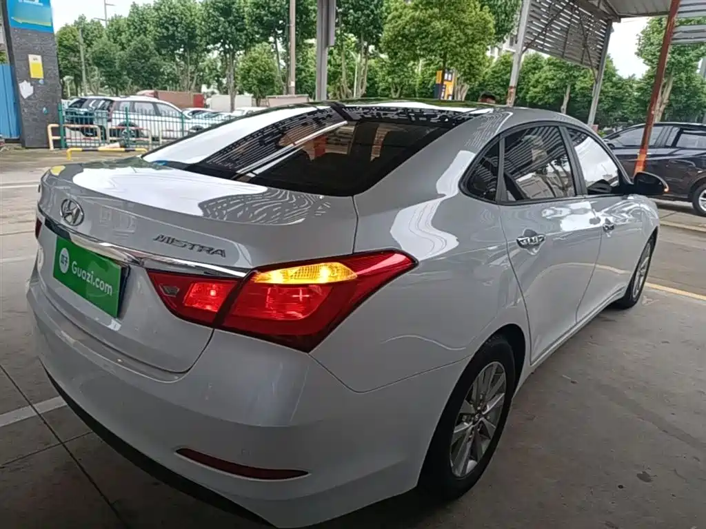 Hyundai Mistra 2014 1.8L Auto Smart GLS фото 7