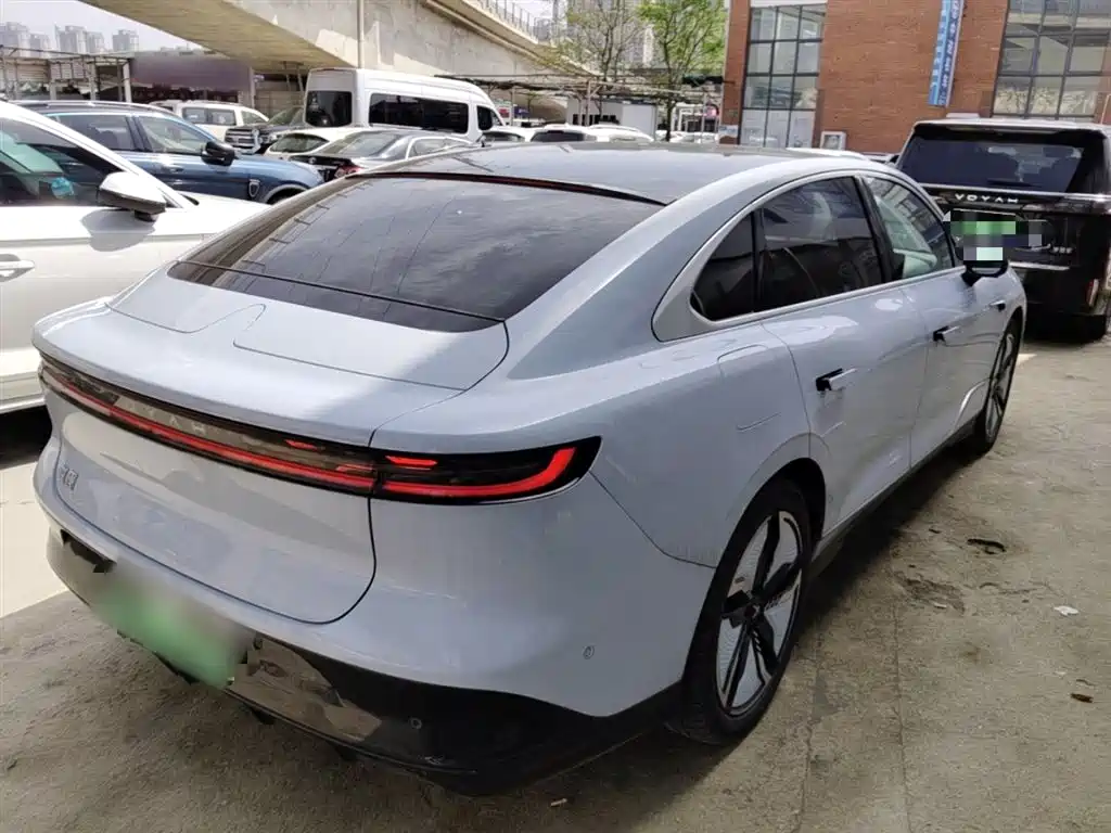 Voyah Auto VOYAH Zhuiguang 2023 4WD Flagship Edition фото 5
