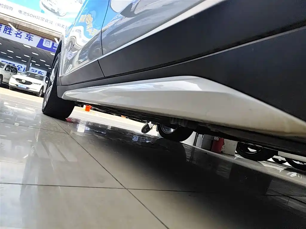 BMW X1 2018 sDrive18Li Premium Model фото 22
