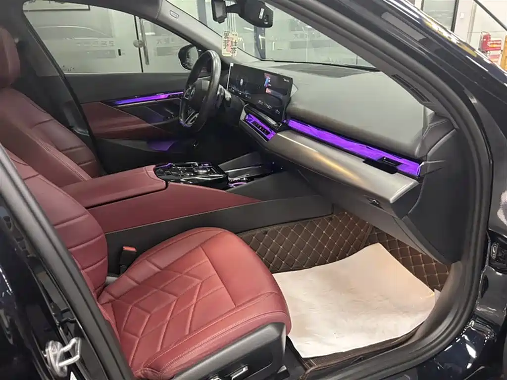 BMW 5 Series 2024 530Li Leading M Sport Package фото 20