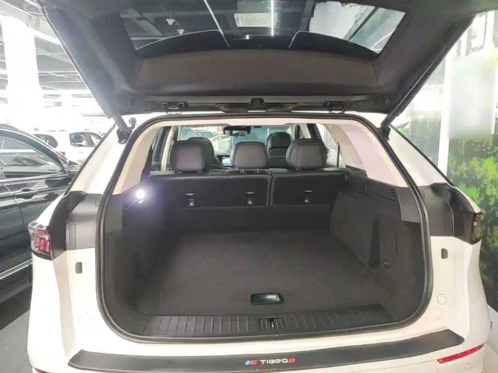 Chery Tiggo 9 2023 2023 2.0T DCT 2WD Leading Edition 5-seater