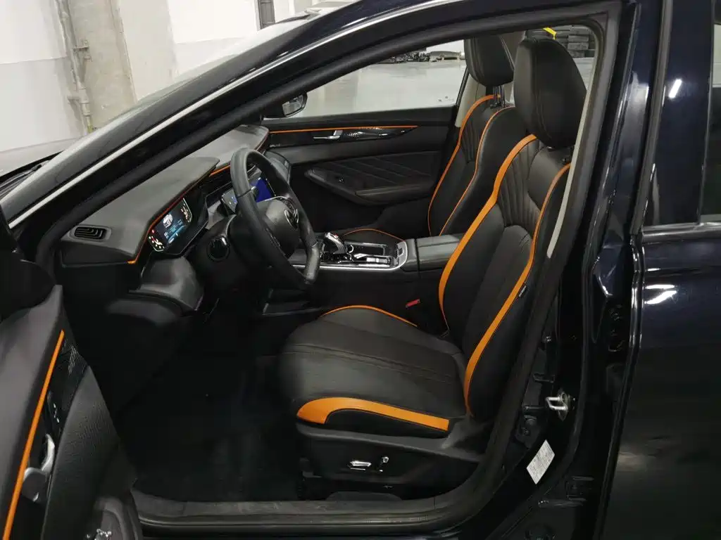 Dongfeng Aeolus Yixuan MAX 2023 2023 1.5T Ultra Stylish Dad Edition