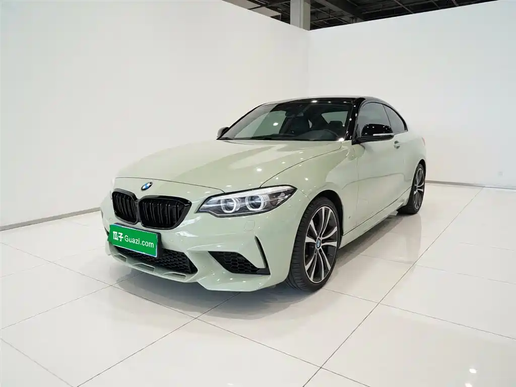 BMW 2 Series (Import) 2019 225i Sport Design Package фото 2