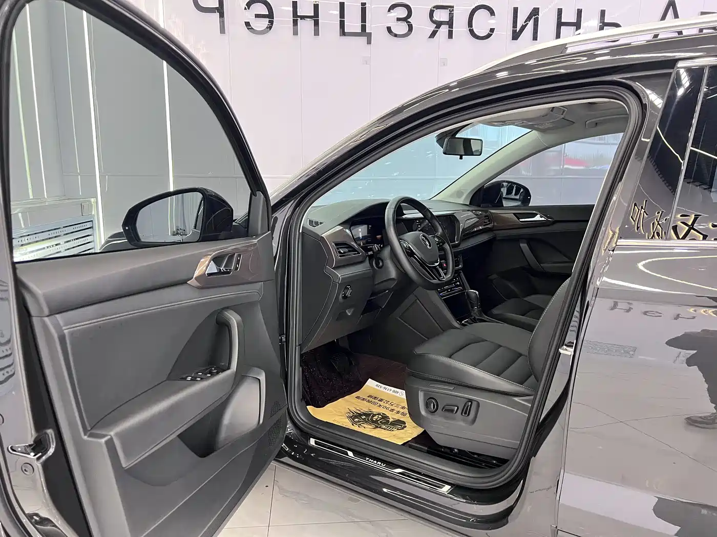 Volkswagen Tharu 2022 280TSI FWD Luxury Edition фото 7