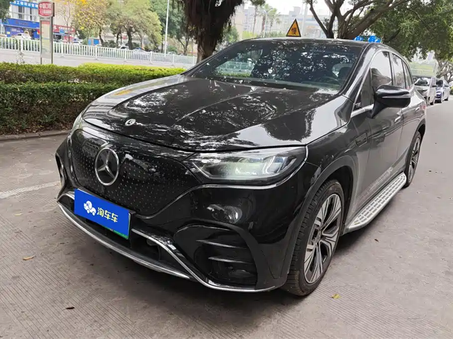 MERCEDES-BENZ EQE SUV