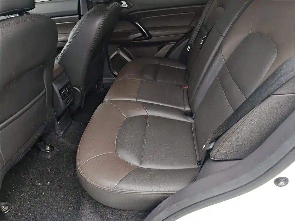 GAC Trumpchi Trumpchi GS4 2017 200T Manual 2WD Elite фото 17