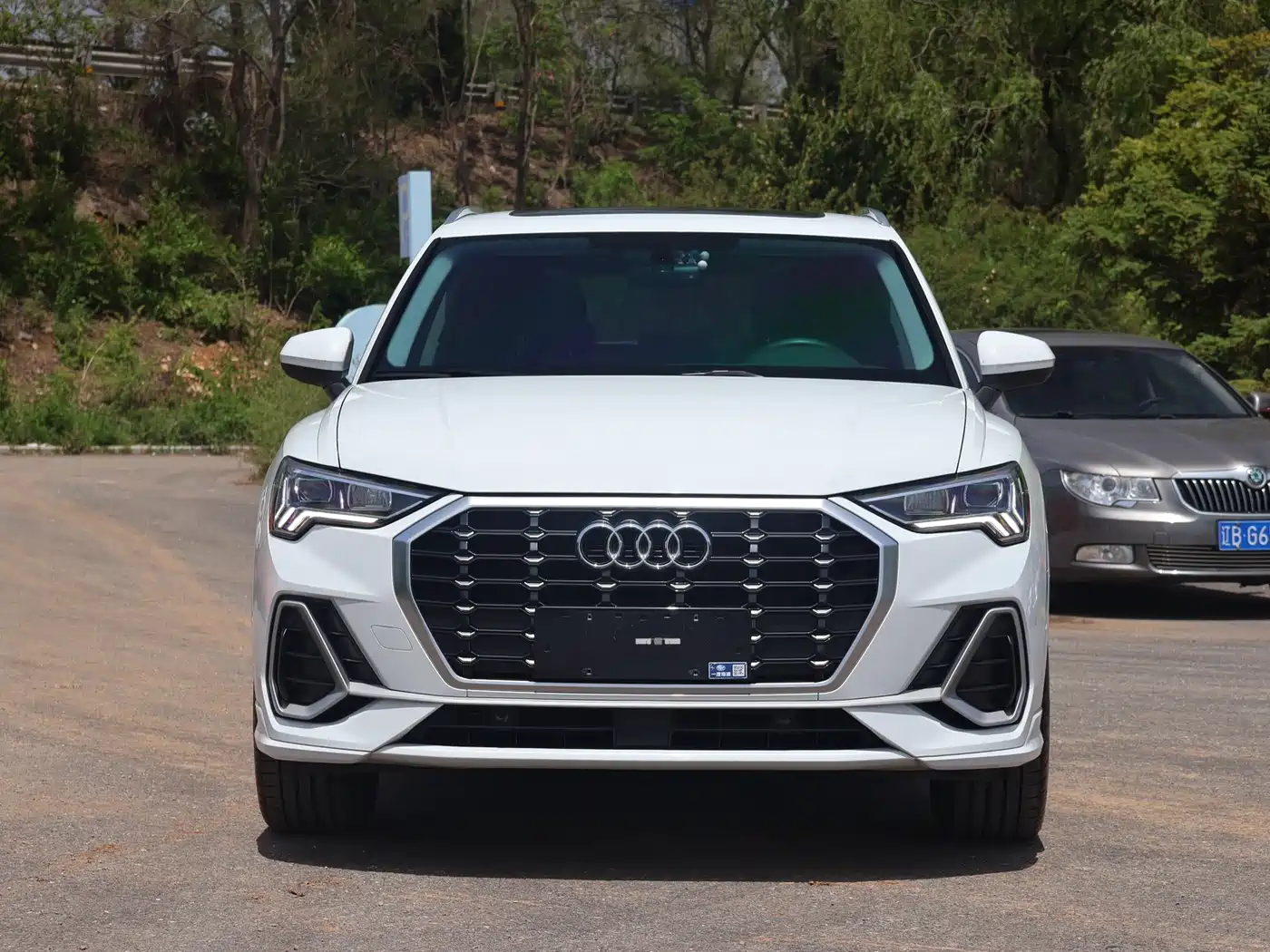 Audi Q3 2022 35 TFSI Progressive Dynamic фото 2