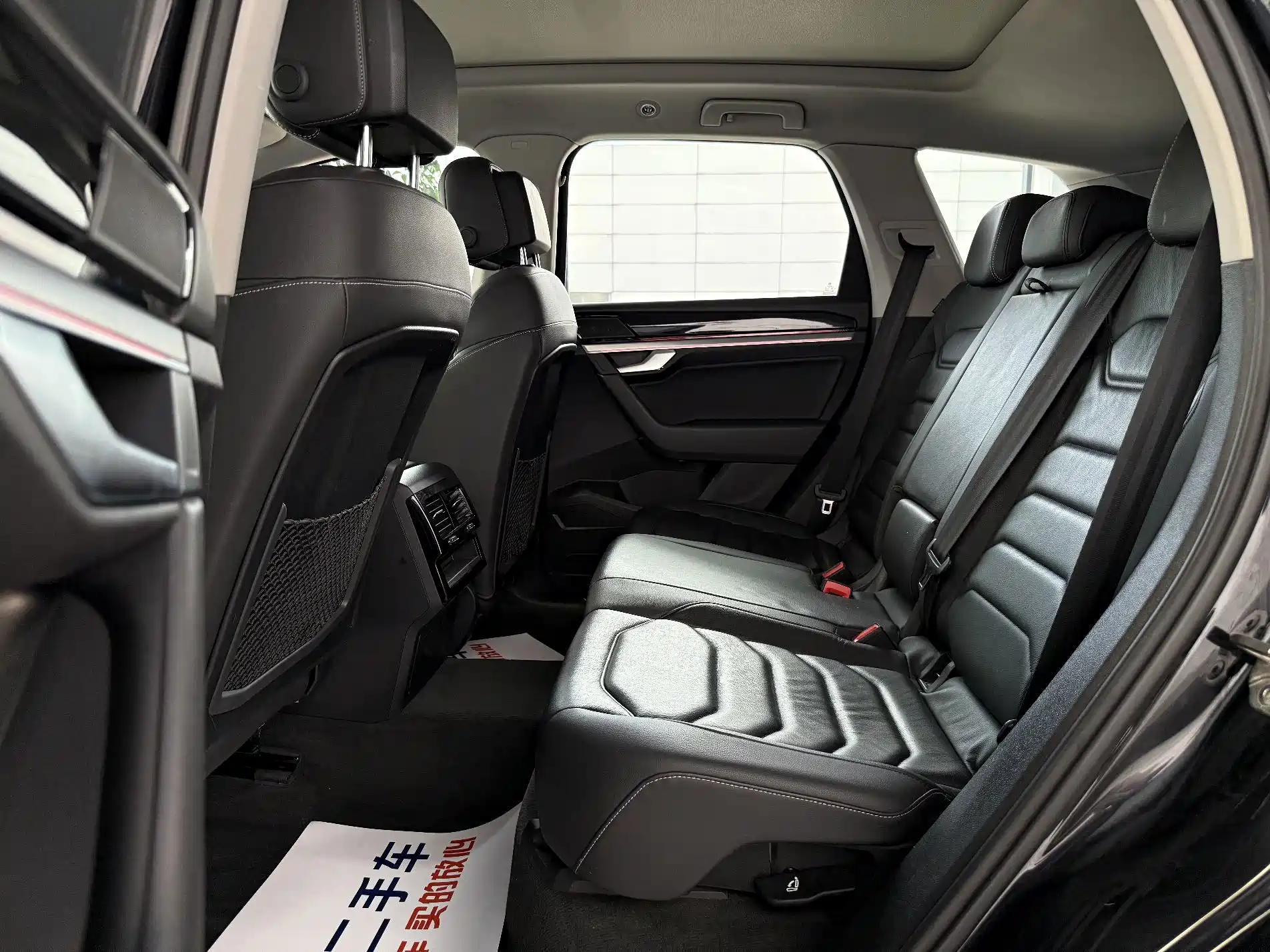 Фото 7 - Volkswagen Touareg