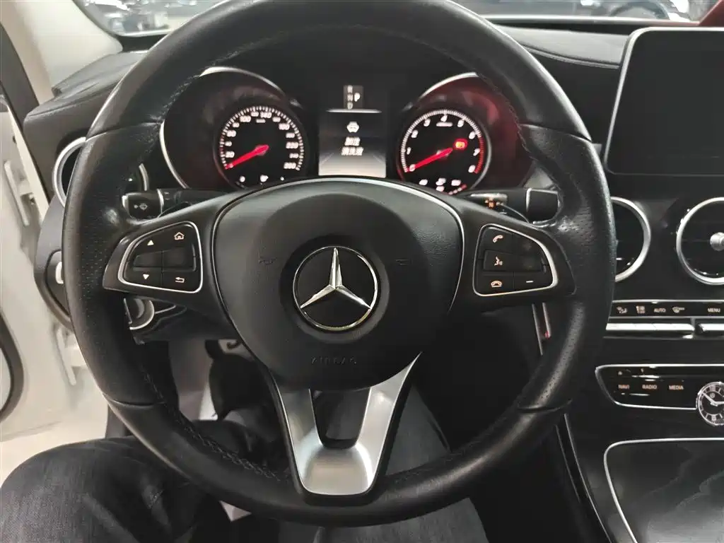 Mercedes-Benz C-Class 2018 C 180 L Fashion Sport Edition фото 13