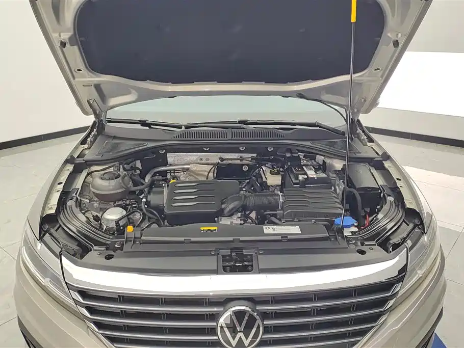 Volkswagen Lavida 2021 1.5L Auto Comfort Edition фото 10