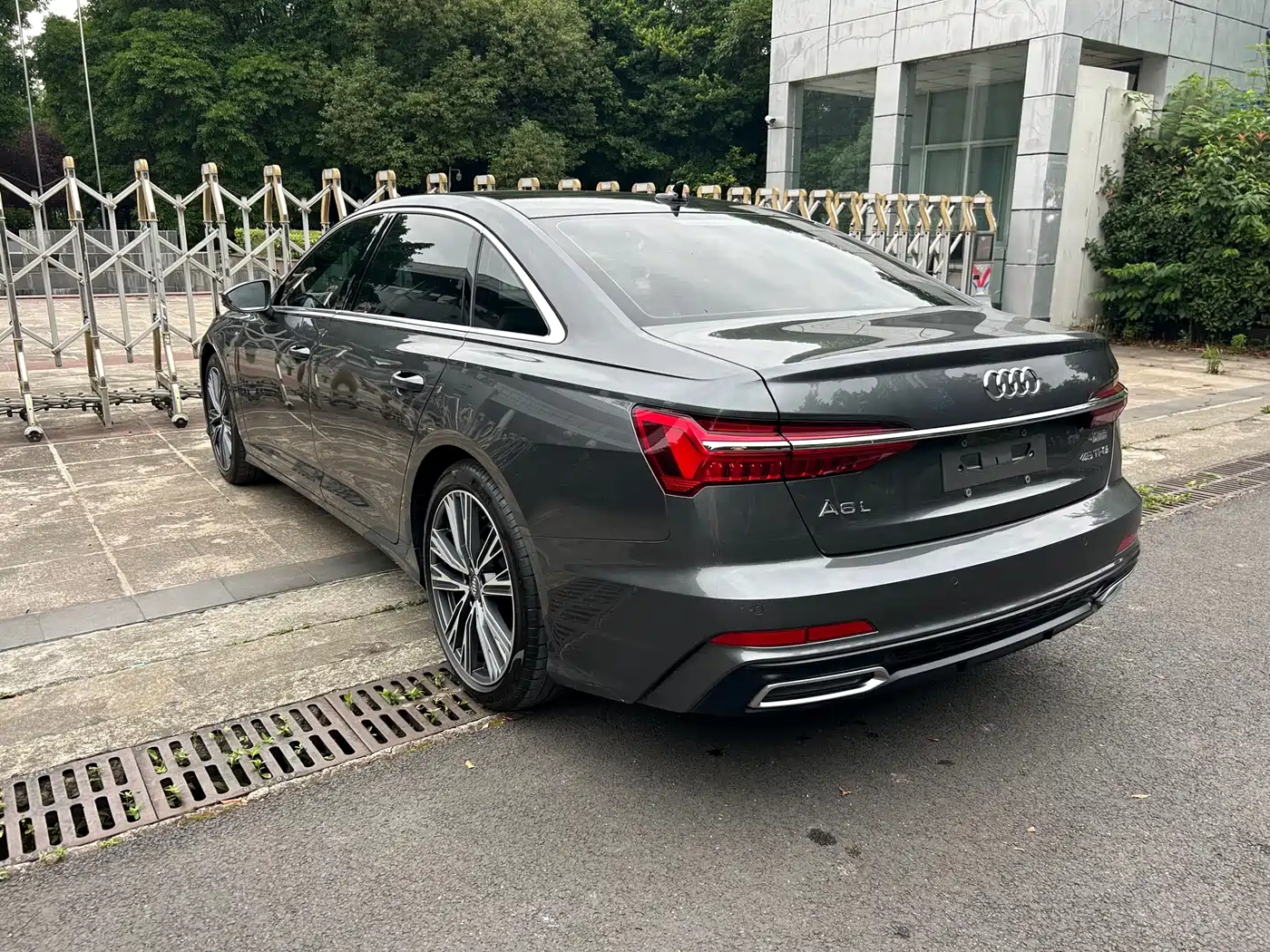 Audi A6L 2021 45 TFSI Premium Life Edition фото 8