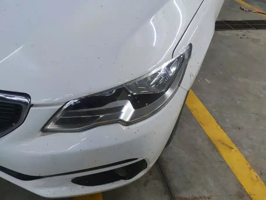 Peugeot 301 2017 2017 1.6L Manual Comfort Edition