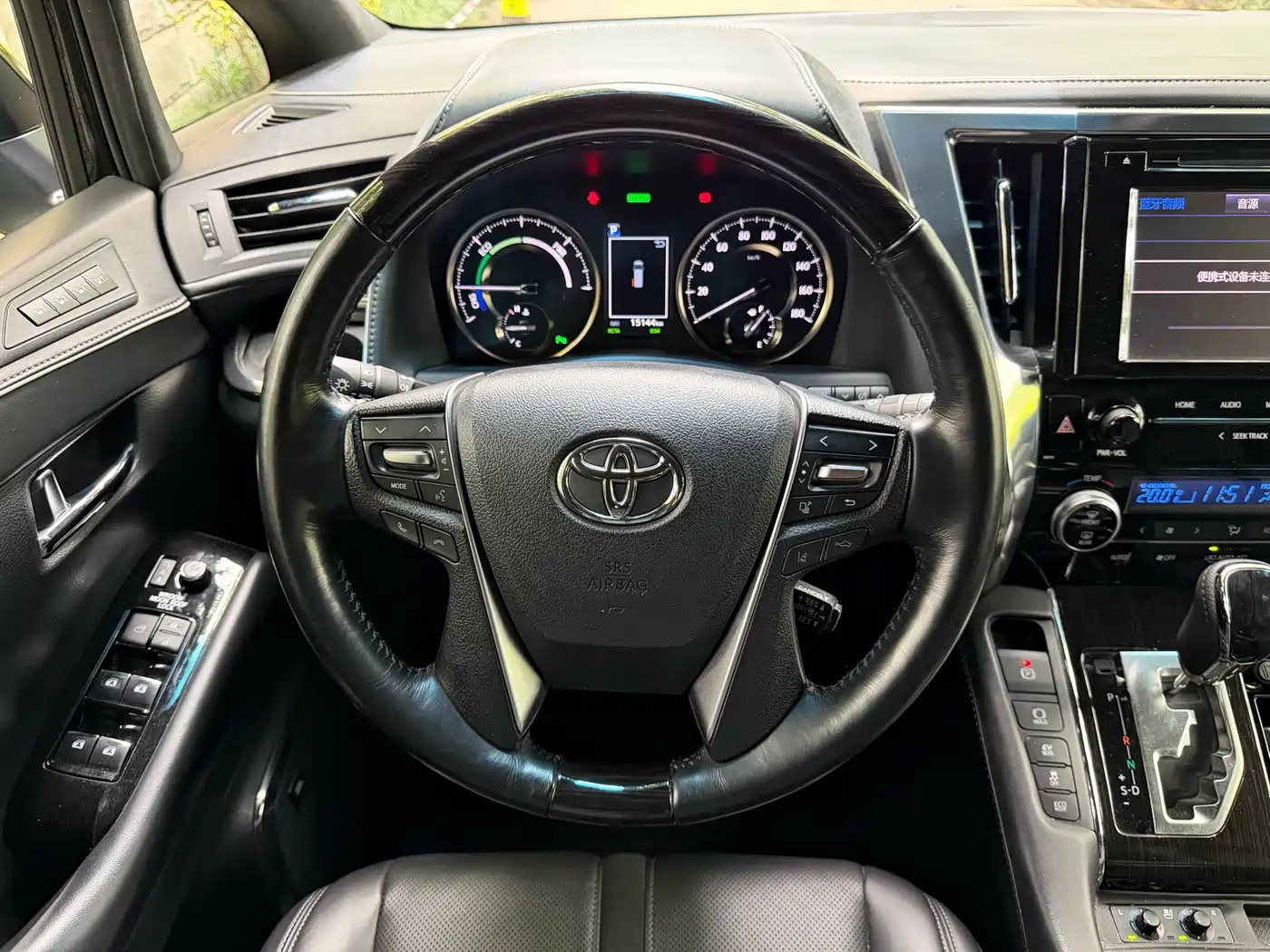 Toyota Vellfire 2020 Twin Engine 2.5L HV Luxury Edition фото 21