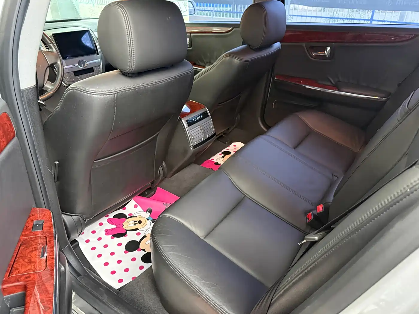 Photo 6 - Buick LaCrosse