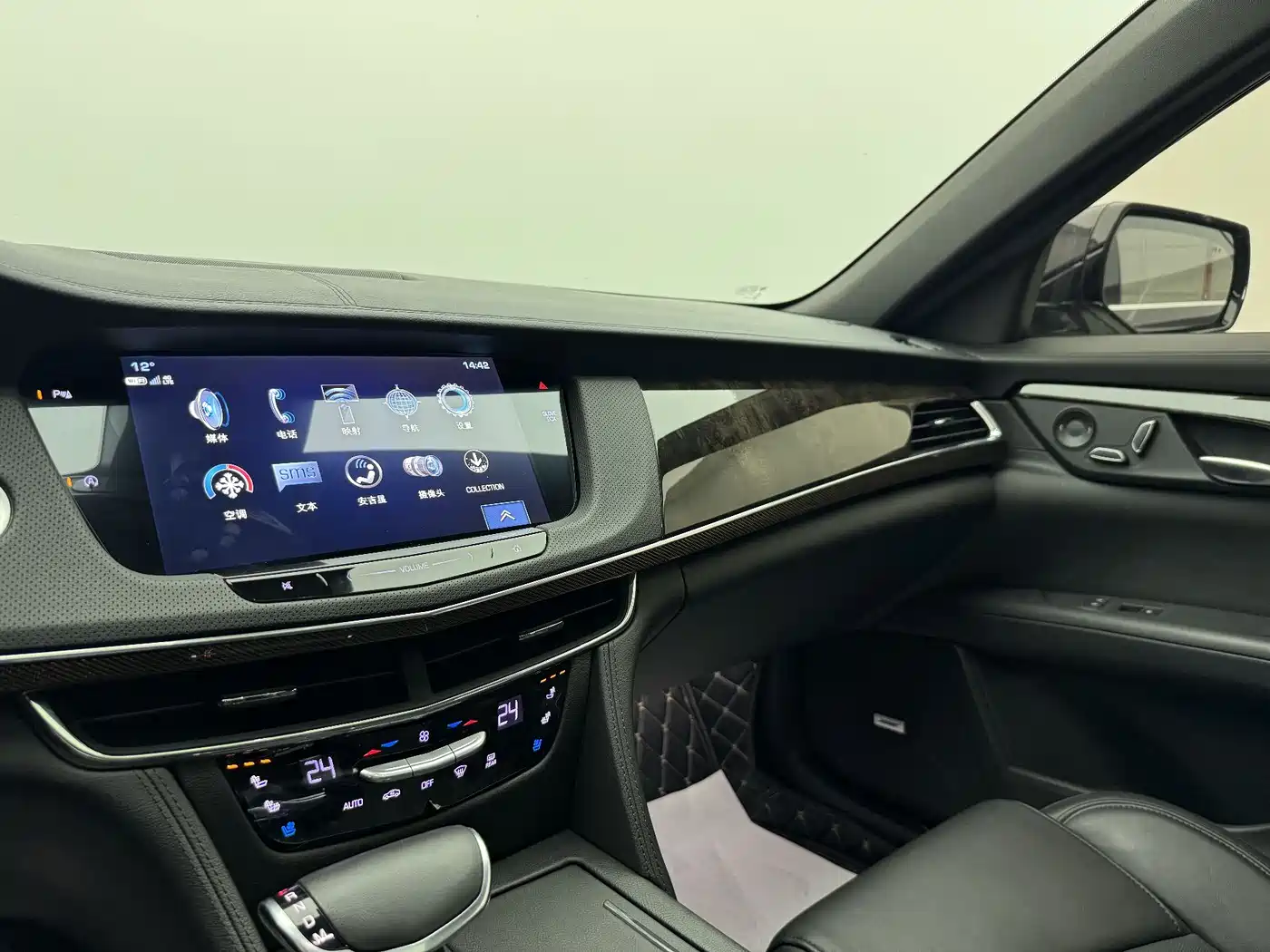 Cadillac CT6 2017 28T Luxury фото 22