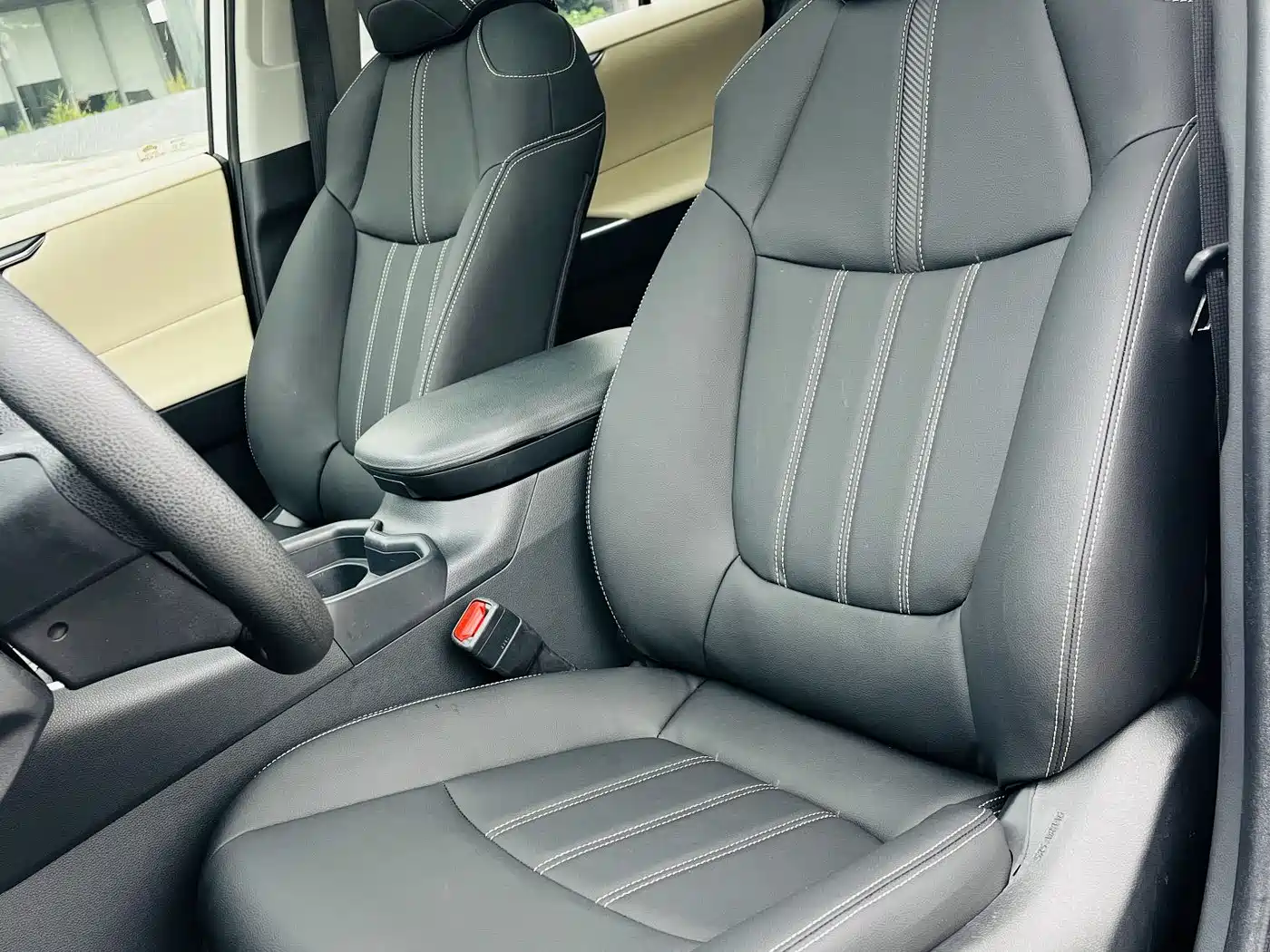 Toyota RAV4 Rongfang 2020 2.0L CVT 2WD Trend Edition фото 6