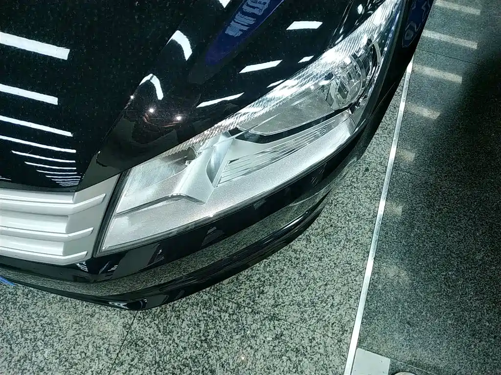 Volkswagen Santana 2015 1.6L Manual Trend Edition фото 18