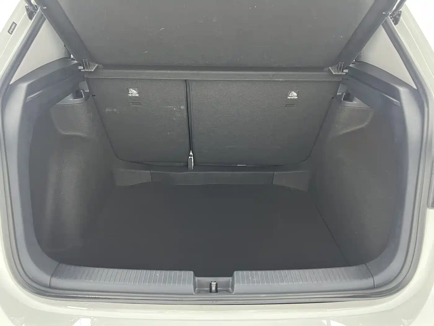 Volkswagen Tharu 2025 New Edge 1.5L Aspiration Edition фото 16