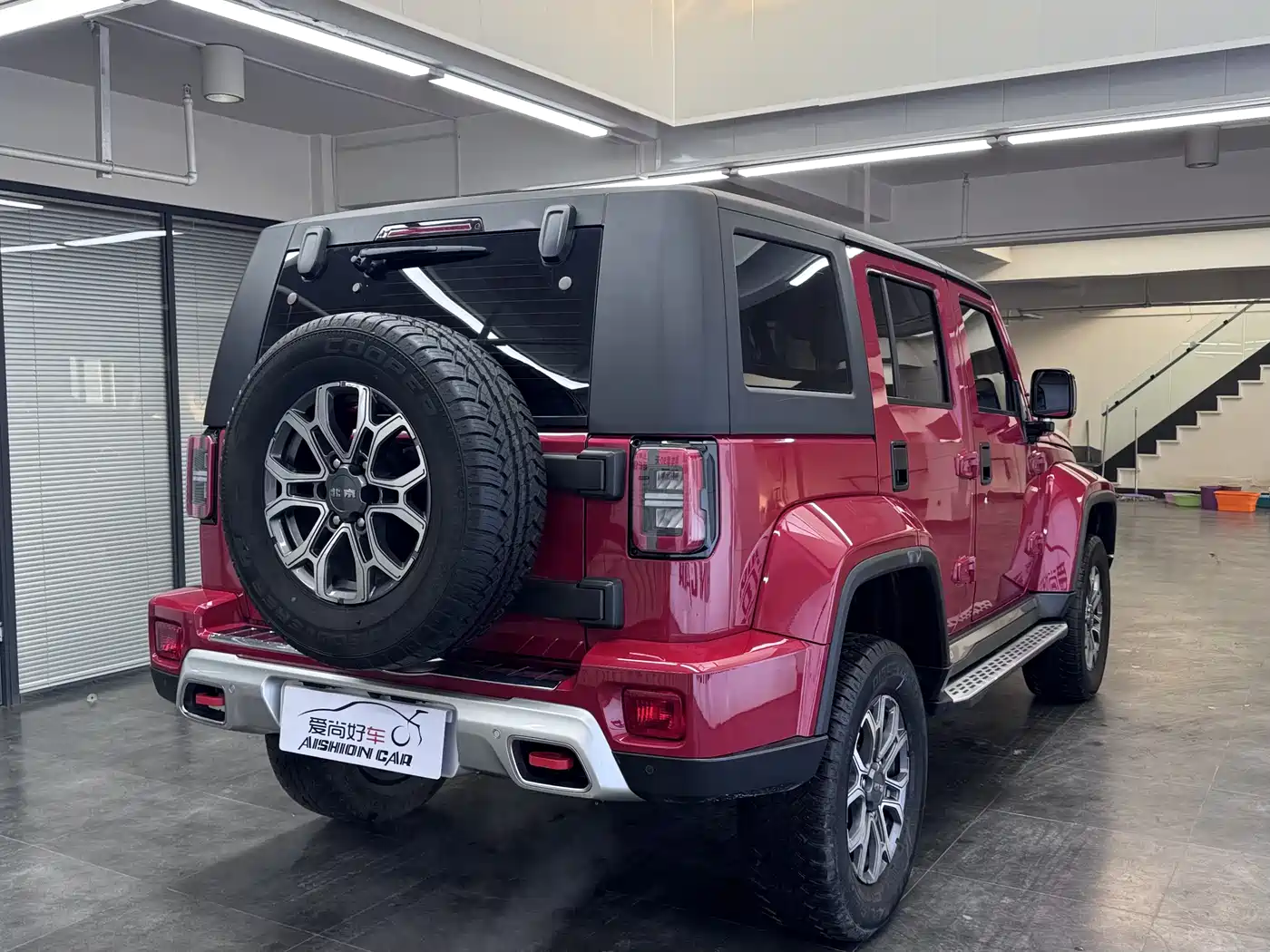 BAIC ORV Beijing Offroad BJ40 2023 2.0T Auto 4WD Urban Hunter Knight Edition фото 7