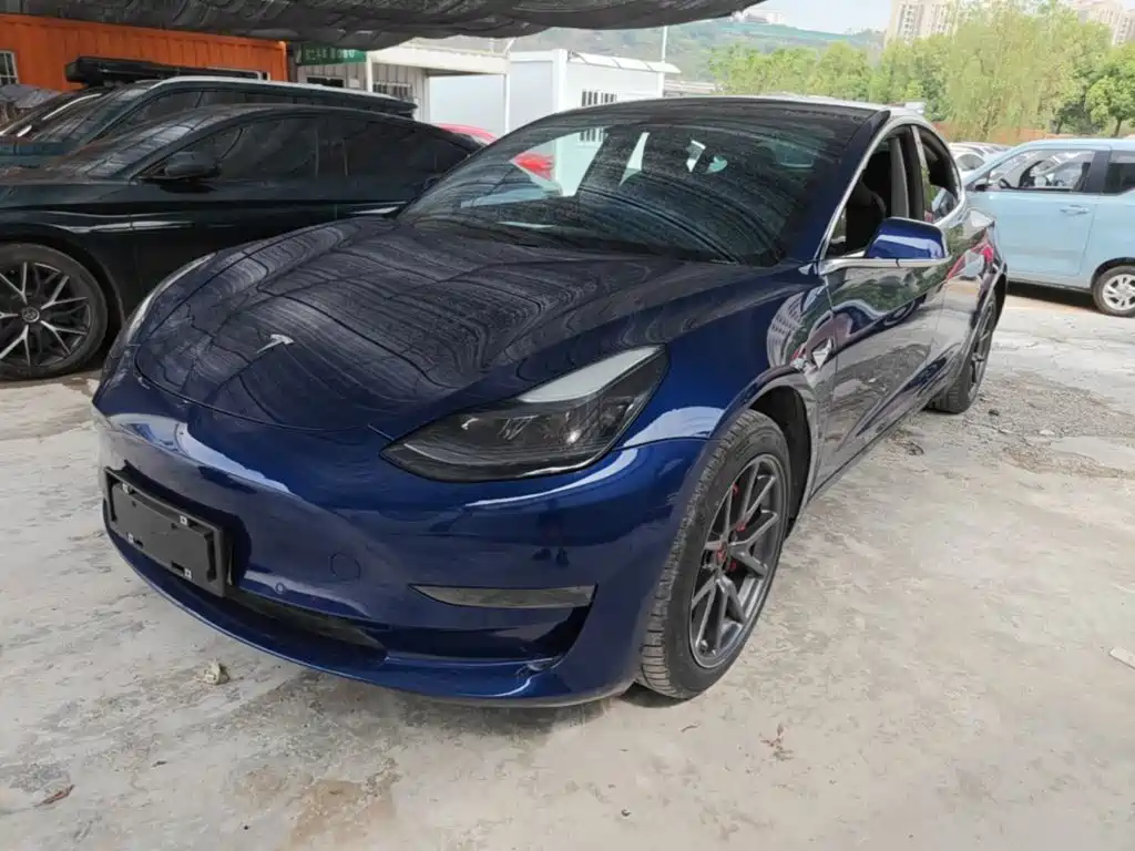 Tesla Model 3 2020