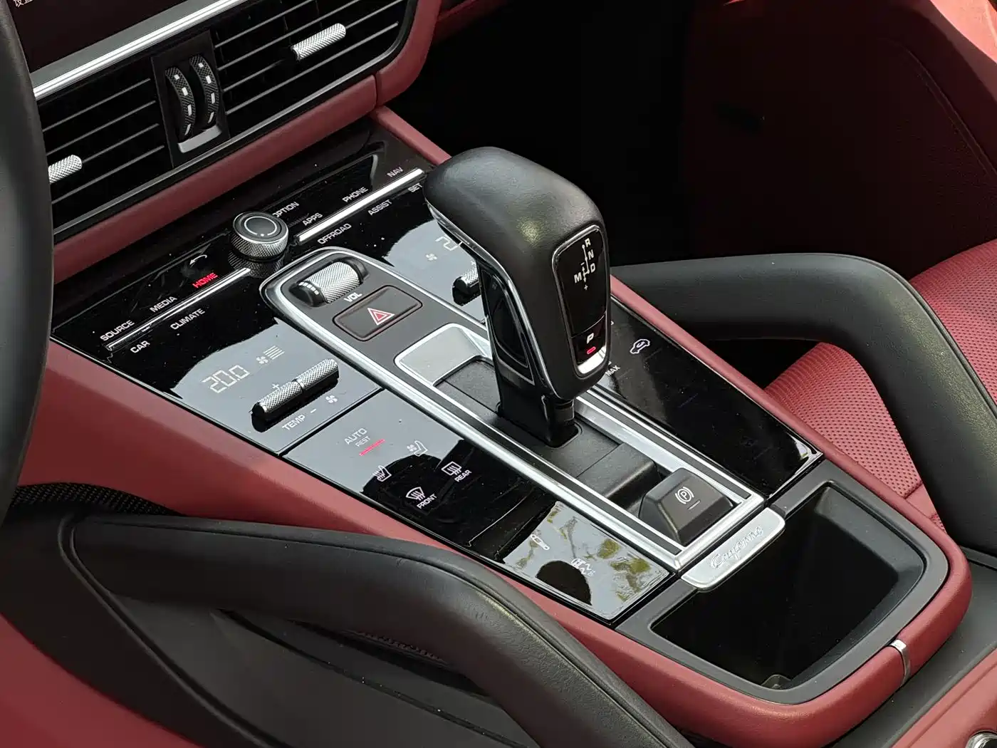 Porsche Cayenne 2023 Cayenne 3.0T Platinum Edition фото 16