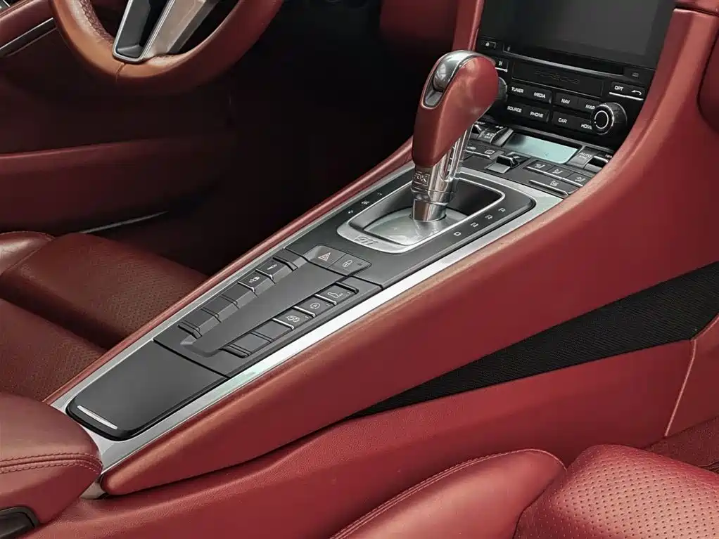 Porsche 911 2016 Carrera 3.0T фото 13