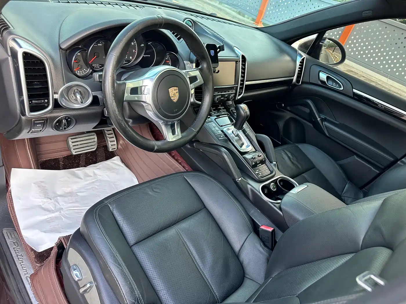 Porsche Cayenne 2014 Cayenne Platinum Edition 3.0T фото 5