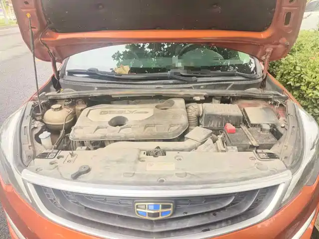 Geely Emgrand GS 2016 Sport Edition 1.8L Manual Premium — фото 3