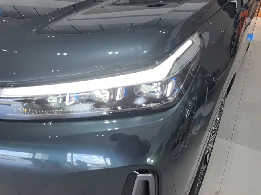 Geely Galaxy Galaxy M9 2026 2025 Base Model