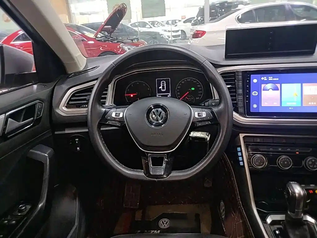 Volkswagen T-ROC 2018 2018 230TSI DSG 2WD Progressive China V