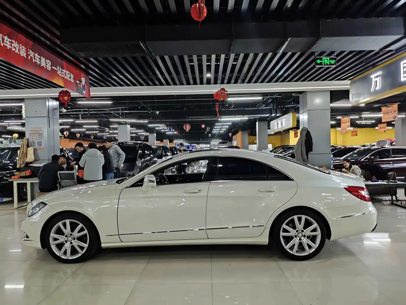Mercedes-Benz CLS 2012 CLS 300 CGI фото 2