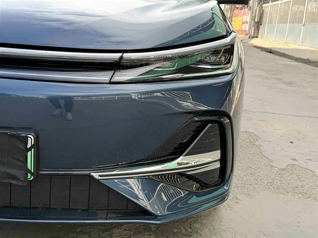 Geely Galaxy Galaxy A7 2025 EM-i фото 13