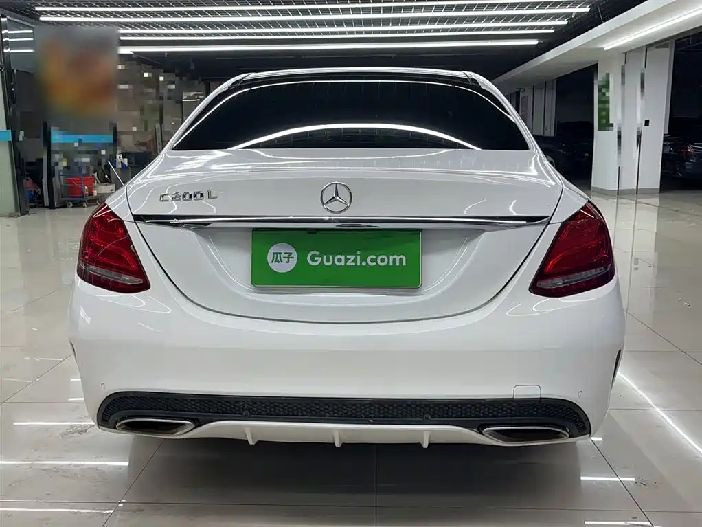 Mercedes-Benz C-Class 2015 Facelift C 200 L Sport фото 4